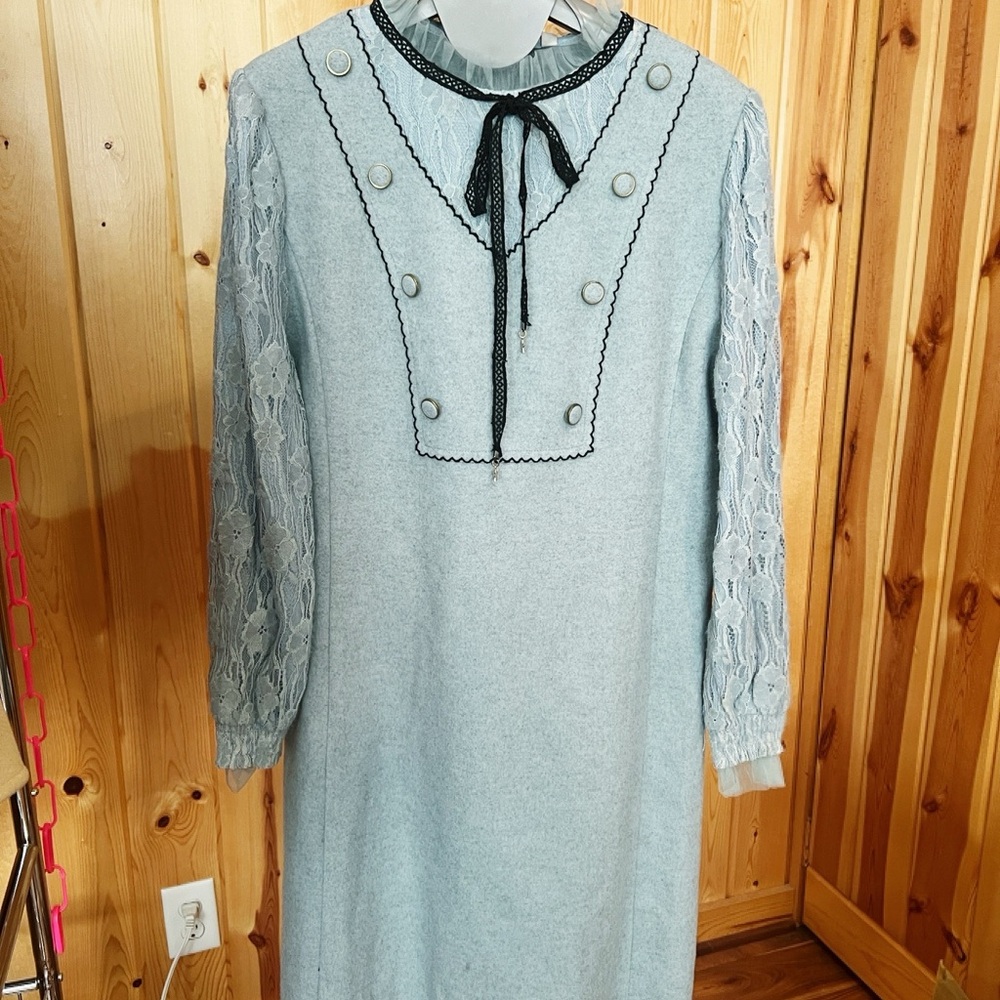 Chic Haze Blue Lace Long Sleeve Dress